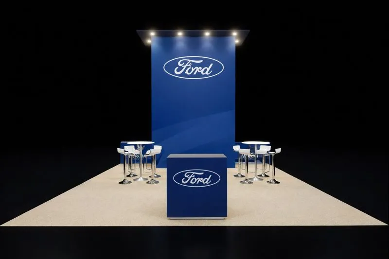 20×20 Automotive Exhibit Booth Design